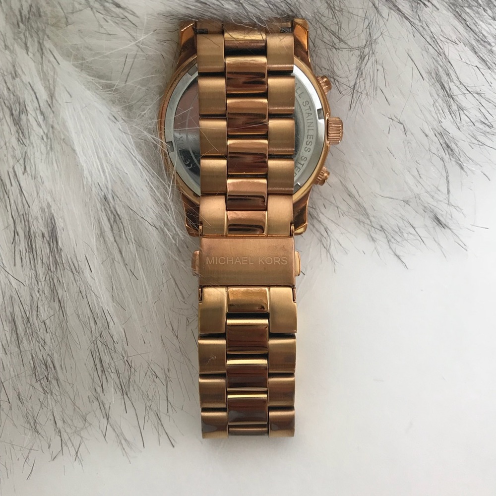 MICHAEL KORS Quartz Chronograph Rose Gold Watch - Picture 4 of 7